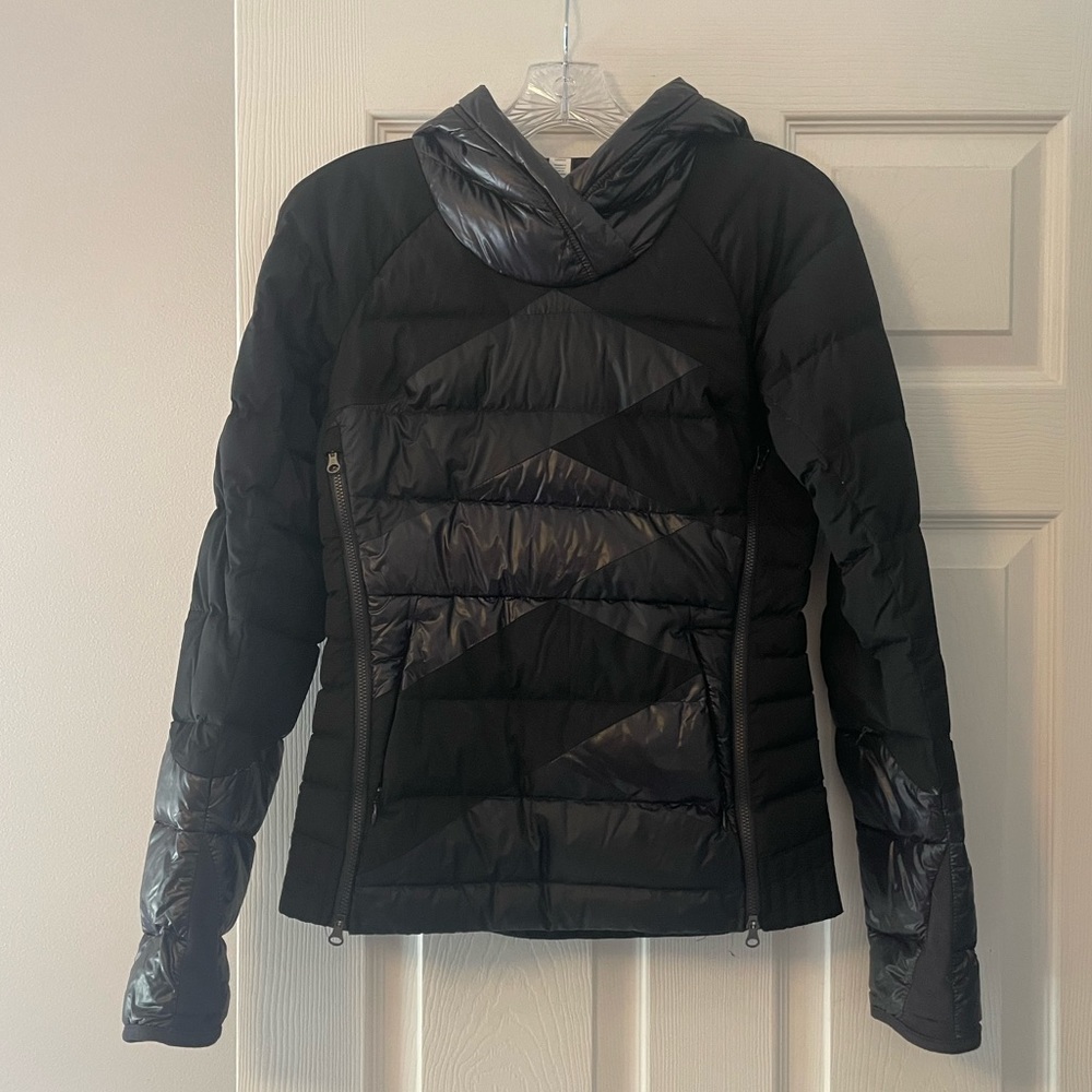 Lululemon Down Pull Over Size 2